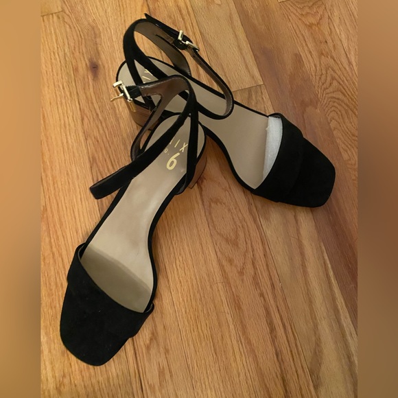 Mix No. 6 Black heels with straps - Picture 7 of 8